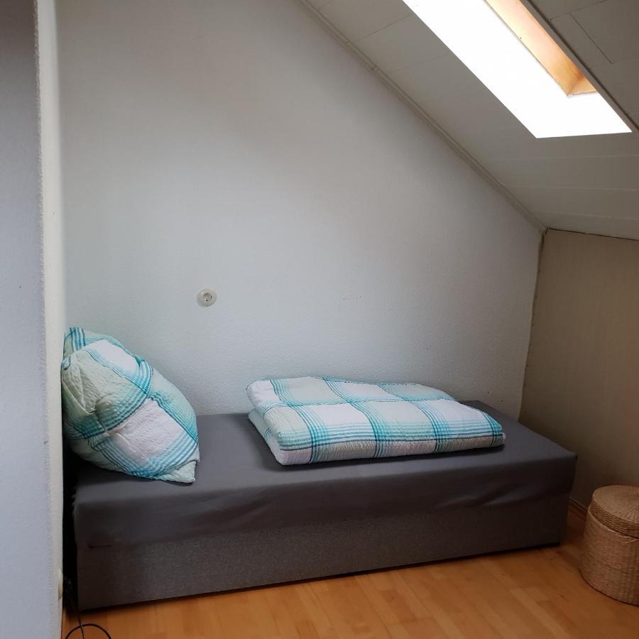 Ferienhaus Rhoenspass Mosbach  ภายนอก รูปภาพ